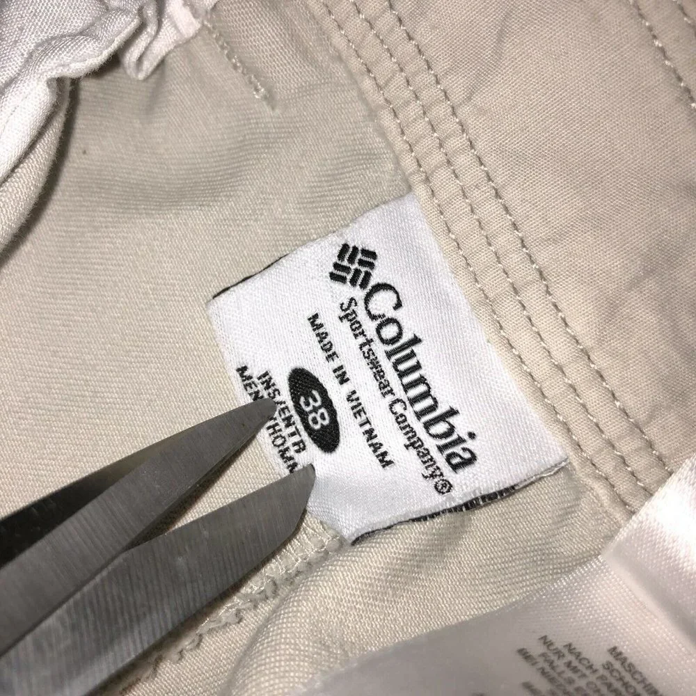 Columbia men flat